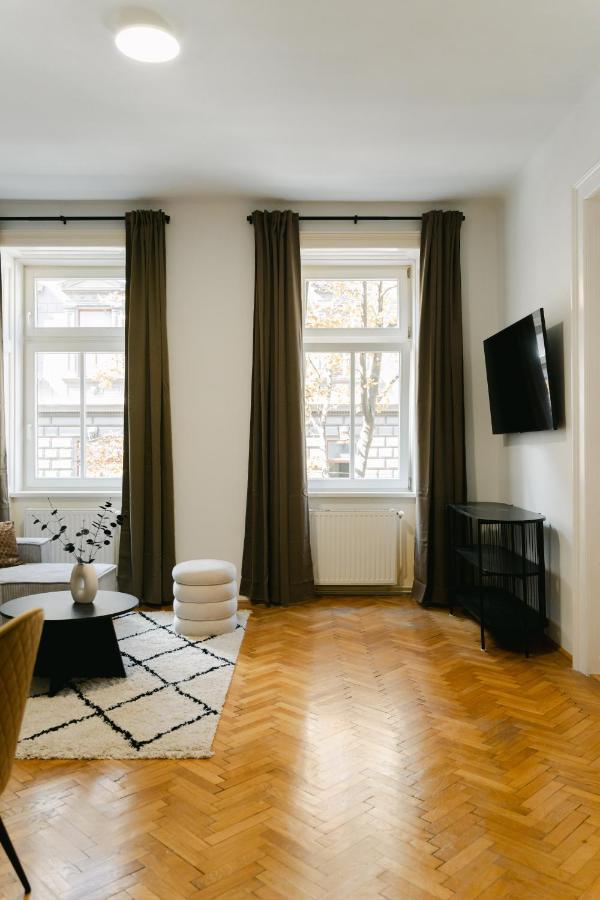 Cozy Apt Perfect For 4-6 Tv Metro Self-Checkin Wien Eksteriør billede